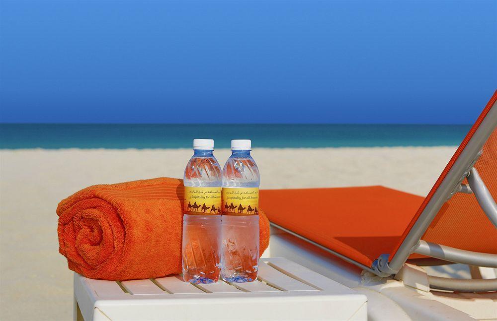 City Seasons Al Hamra Hotel Абу Даби Екстериор снимка
