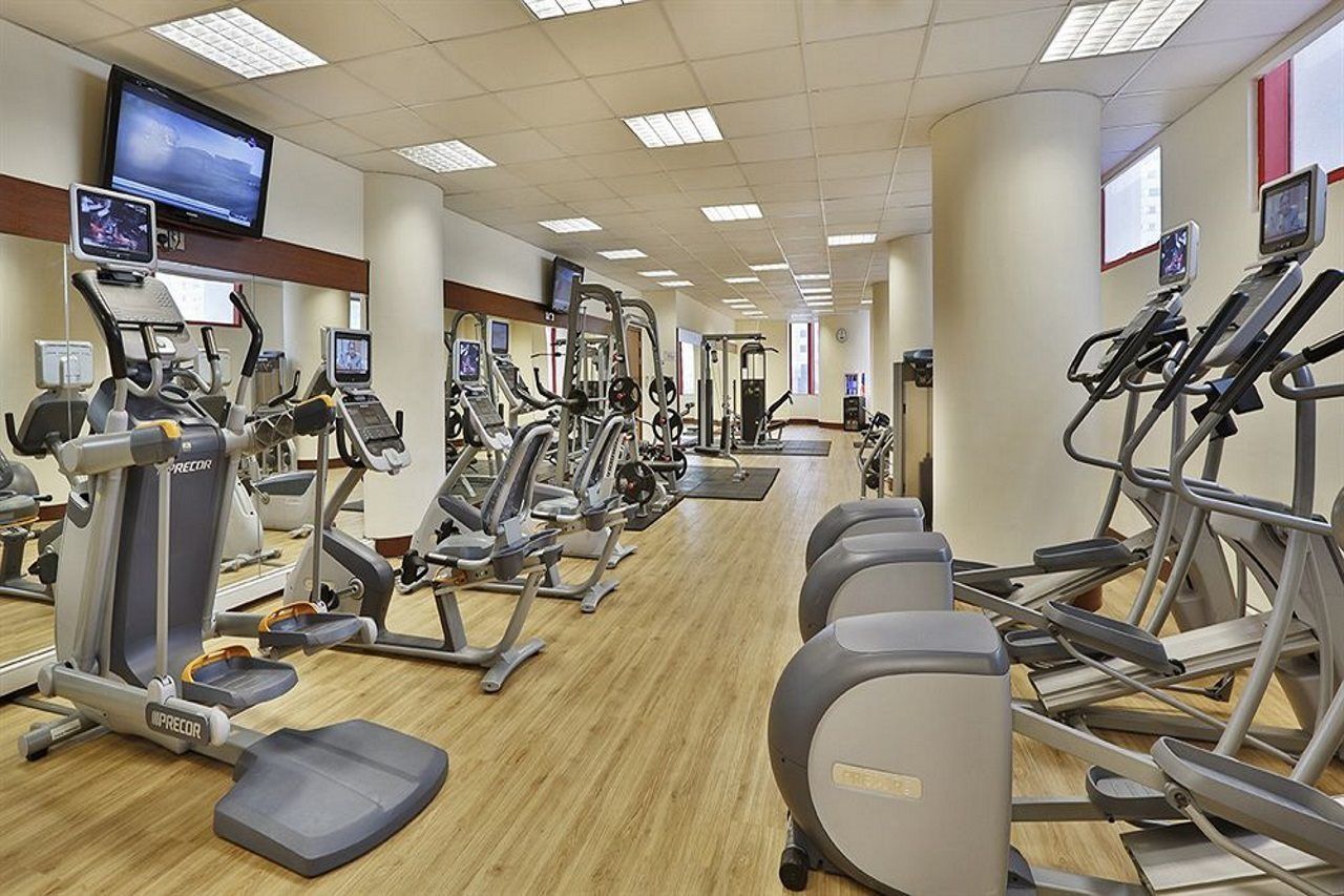 City Seasons Al Hamra Hotel Абу Даби Екстериор снимка